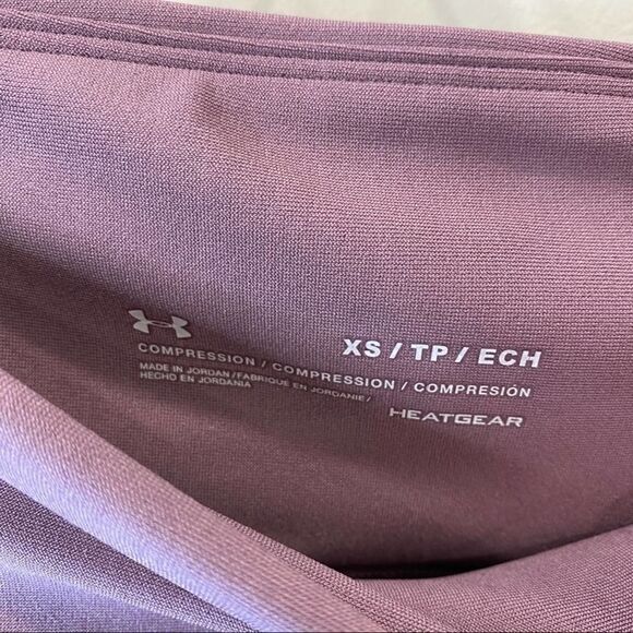 Under Armour purple heat gear compression leggings - Picture 6 of 10